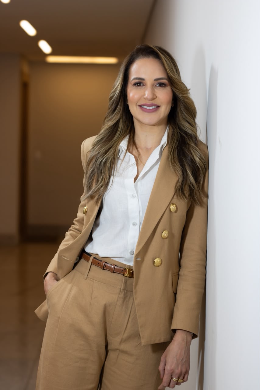 Dra. Ana Emília Porcaro